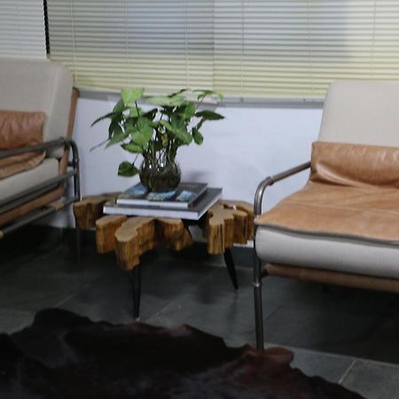 Excelente Quarto Com Cama De Casal King Em Casa Perto Do Aeroporto De Curitiba São José dos Pinhais Exterior photo